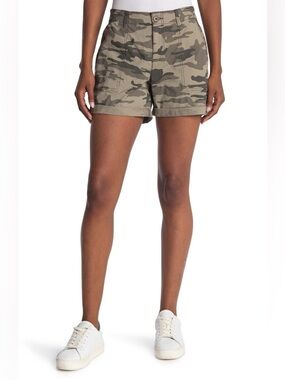 New Sanctuary Camo Mid Rise Shorts Chino Style Roll Tab Size Small